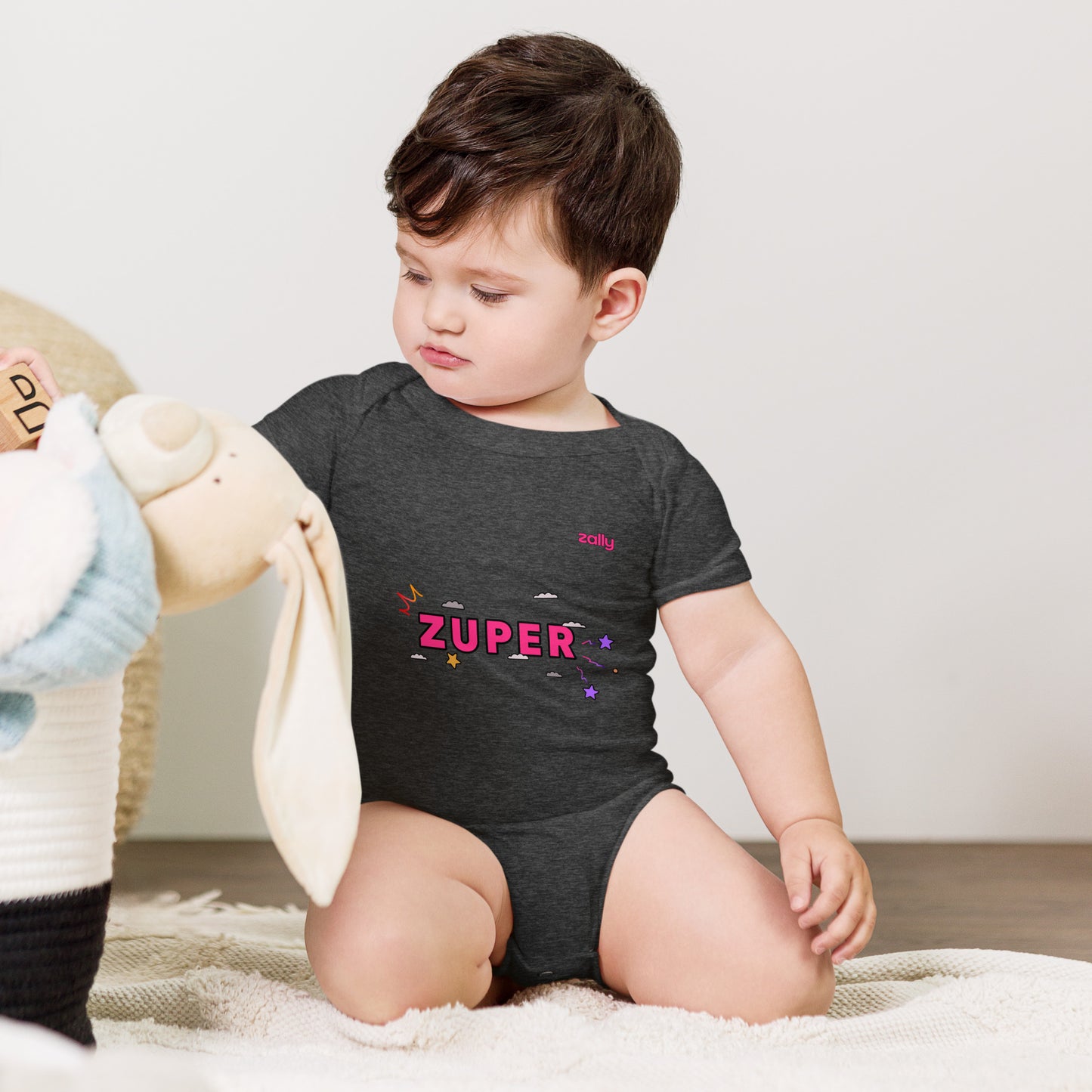 Zuper (front) and Smiley wink (back) | Baby short sleeve one piece