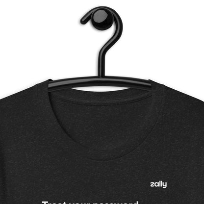 Treat your password like a toothbrush bold quote t-shirt